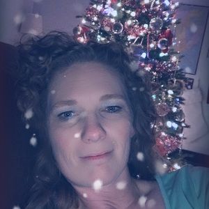 Meet your Posher, Roxana